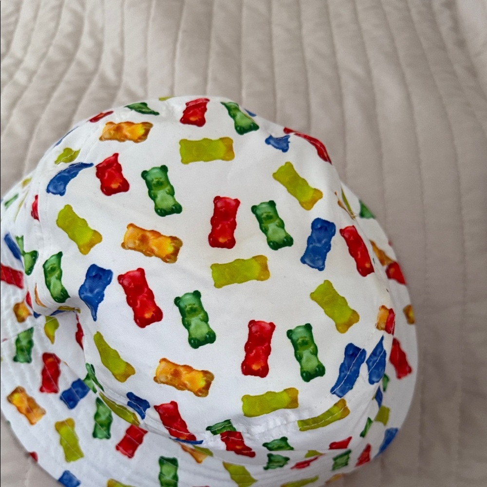 Hunter Pastel Bucket Hat